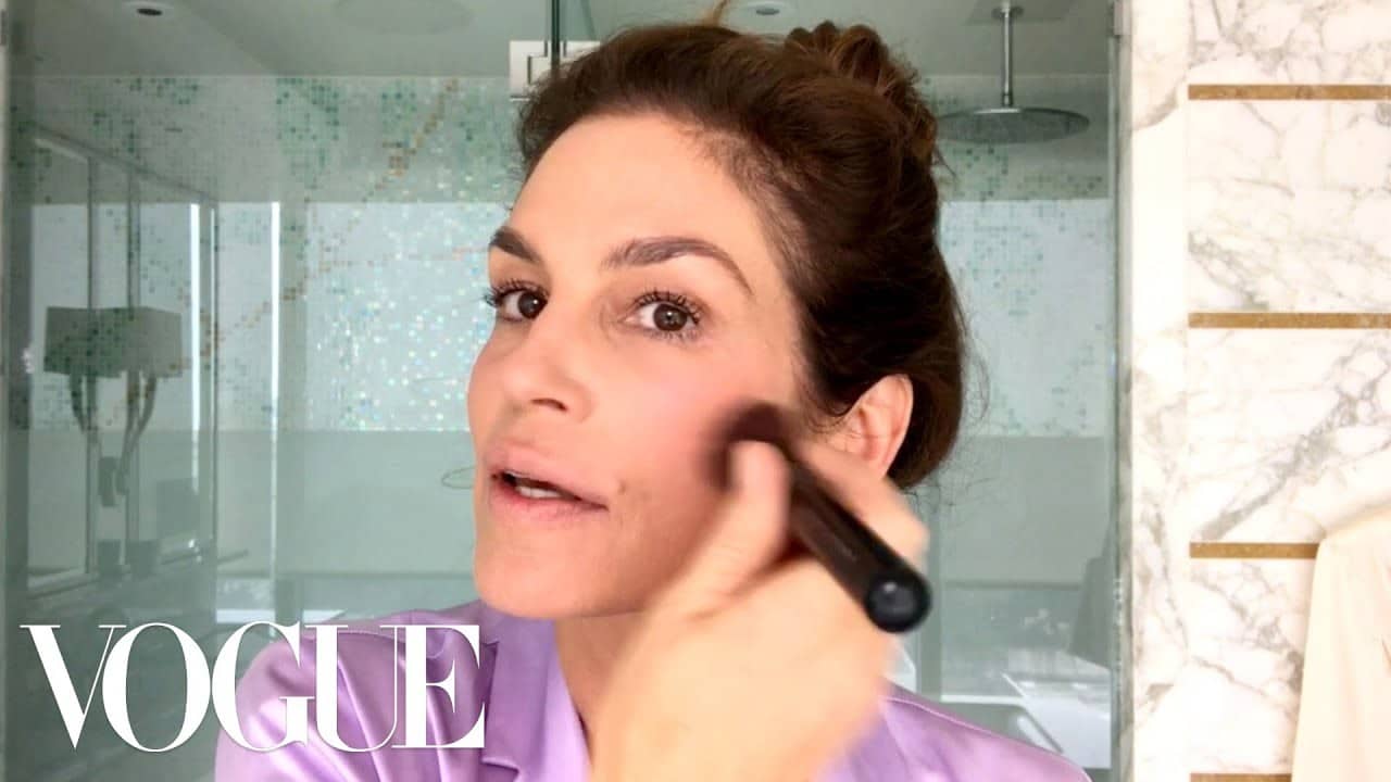 Vogue Cindy Crawford's Everyday Morning Beauty Routine